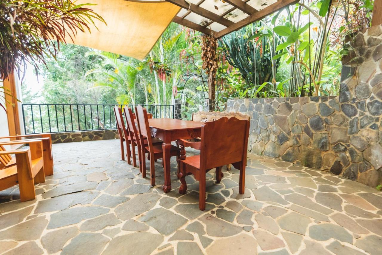 Palatalik Villa Santa Cruz La Laguna Exterior photo